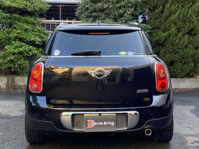 ガラスコーティングやご希望のカスタムやアドバイスなど行っております。プロの業者による施工です。ご安心の上、お気軽にご相談ください。自動車保険（あいおいニッセイ同和）の代理店です。