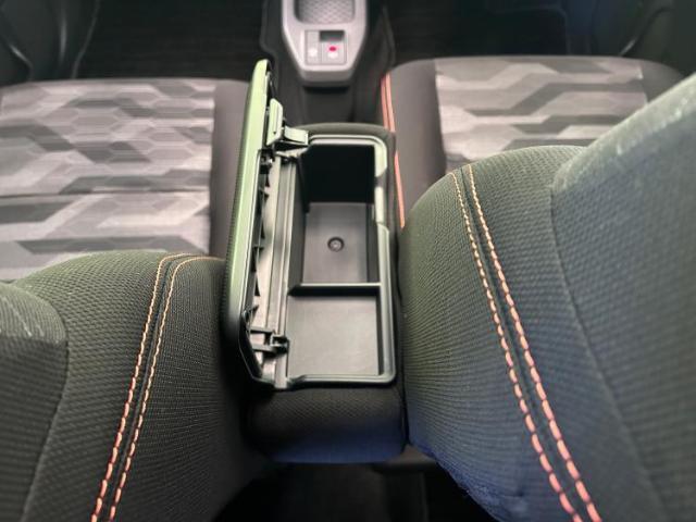 「この車の写真をもっと見たい」「状態が気になる」「この装備はついている？」どんな小さな疑問でもお気軽にお問い合わせください！
