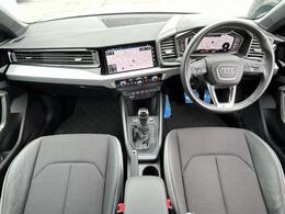 ●【認定中古車】Audi専門のテクニシャンが、100項目にもおよぶ精密な点検を実施。すべてをクリアしたAudi車のみが対象となります。