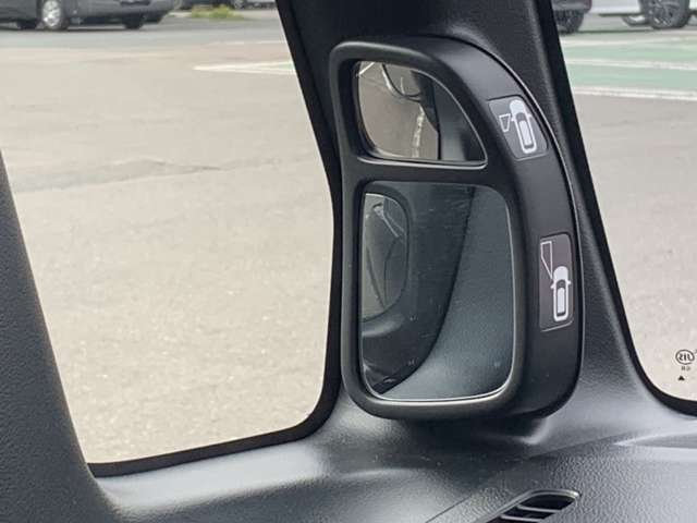 【説明書、キー等】説明書、キー等付属品類になります。