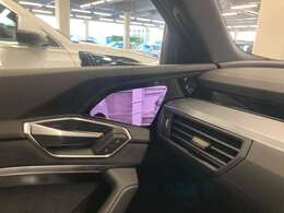Audi認定中古車ならではのクオリティ！高度な訓練・教育を受けたAudi専門のメカニックがご納車前に専用テスターを使った、100項目にも及ぶ精密な点検・整備を行います
