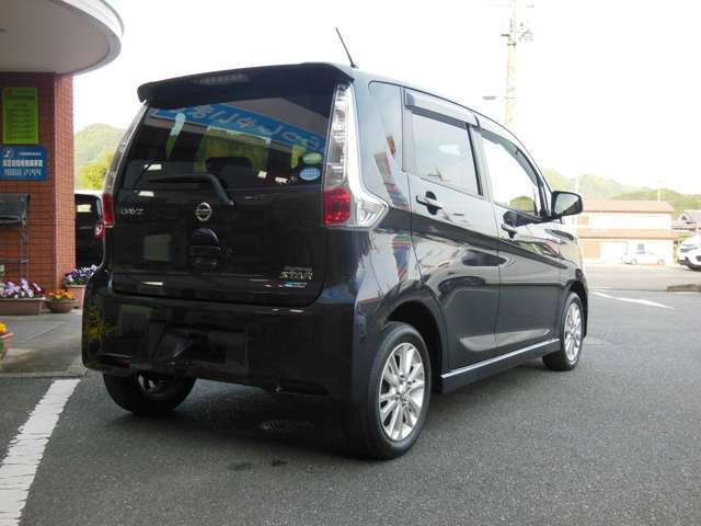 納車前整備では納車後に安心して運転して頂く為に徹底的に消耗部品の交換をしていきます。