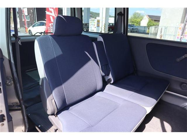 室内も充分・年式以上に綺麗です！更にスタッフが真心込めて納車の清掃や準備をします！（気になる方には別途ルームクリーニング・革調カバー販売など）対応できます。