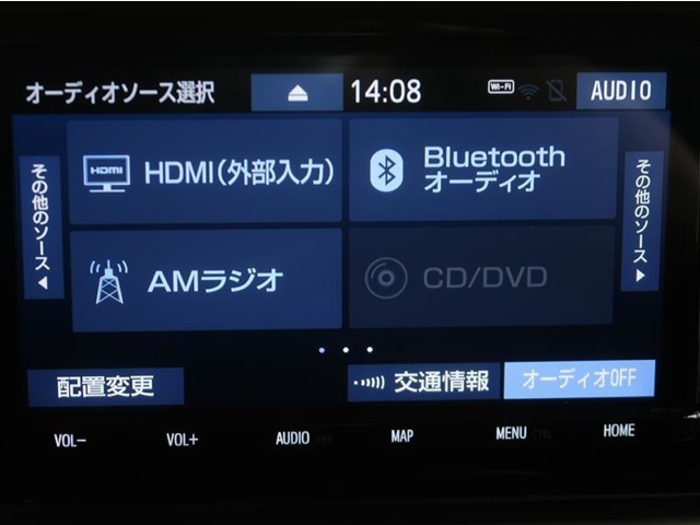車内でCD DVD等、様々なメディアが楽しめます。
