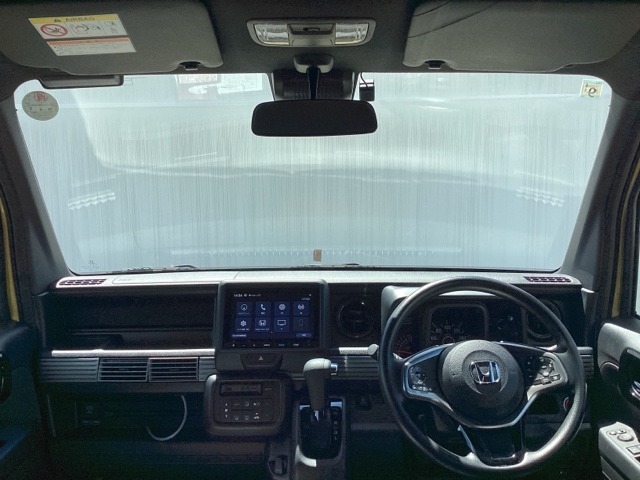 Hondaセンシング搭載！ミリ波レーダーと単眼カメラで、クルマの前方の状況を認識。ブレーキやステアリングの制御技術と協調し、安心・快適な運転や事故回避を支援する先進のシステムです！