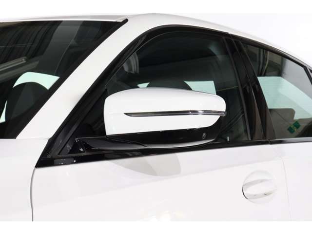 プレミアムセレクション勝どきのお支払総額は、車両本体価格、環境性能割、月割自動車税、リサイクル料金、印紙代、車庫証明代行費用、登録代行料金が含まれております。