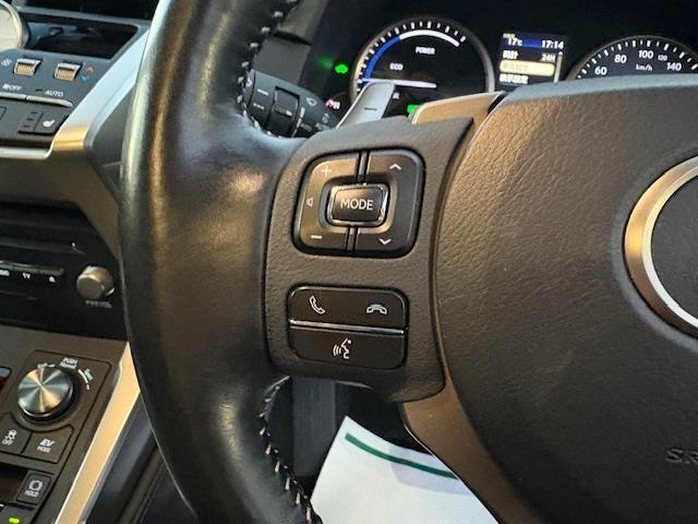 【運転席操作部】『運転席周辺の装備』の画像になります。快適なドライブを楽しむための機能が装備されています！運転席から触れるので使いやすいです！