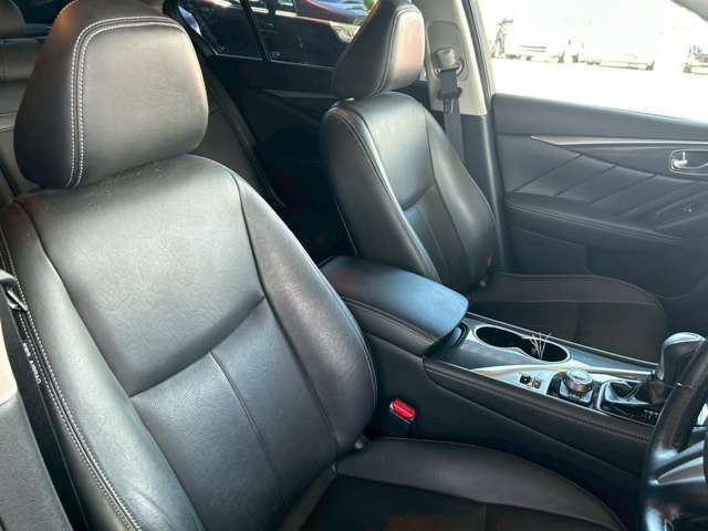 ■運転席シート