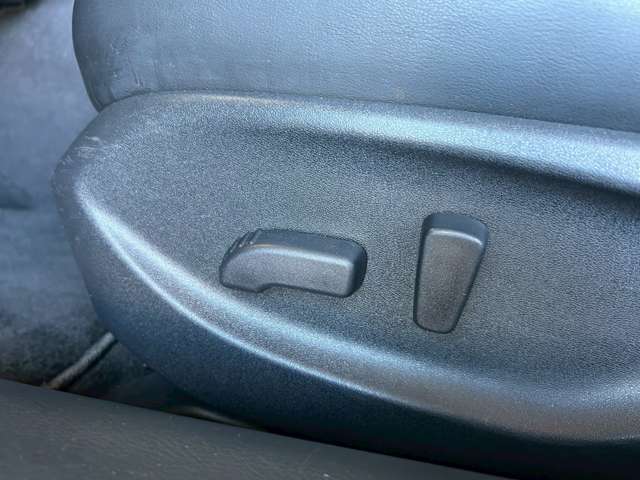 ■運転席シート