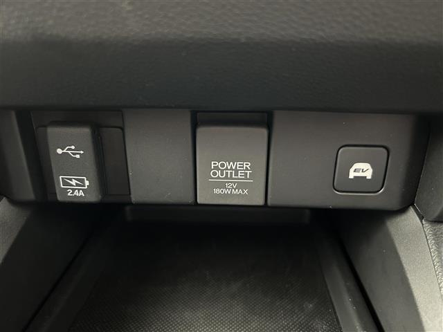 【運転席操作部】快適なドライブを楽しむための機能が装備されています！運転席から触れるので、使いやすいです！除菌プランいれていただくと、さらに清潔で安心していただけます！