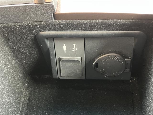 気持ちよく新しいカーライフをスタートしていただく為、納車前に外装磨き上げ、内装クリーニングを実施。更にオゾンによる室内の除菌・消臭を行います。ガリバー所沢店：0800-800-2992