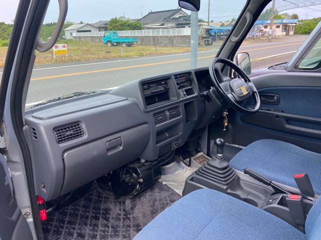 新車販売、中古車販売、車検整備、お車の事なら　新堀自動車　スズキ自販吹上　にお任せ下さい♪