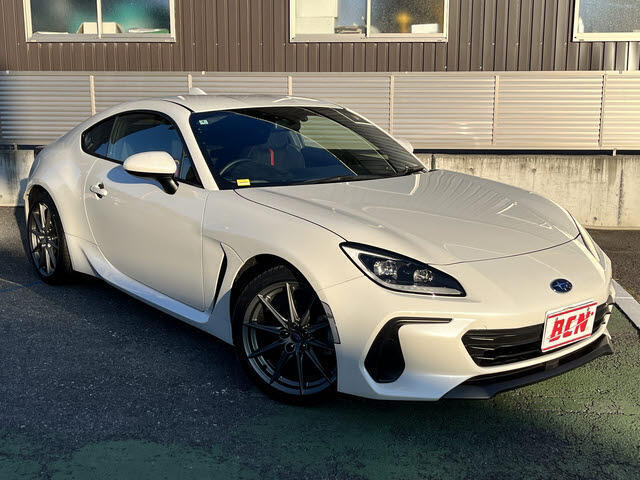 保証も安心！！中古車は4年保証（年式によって異なります）！！色々な保証プランもお客様にお選びいただけます。