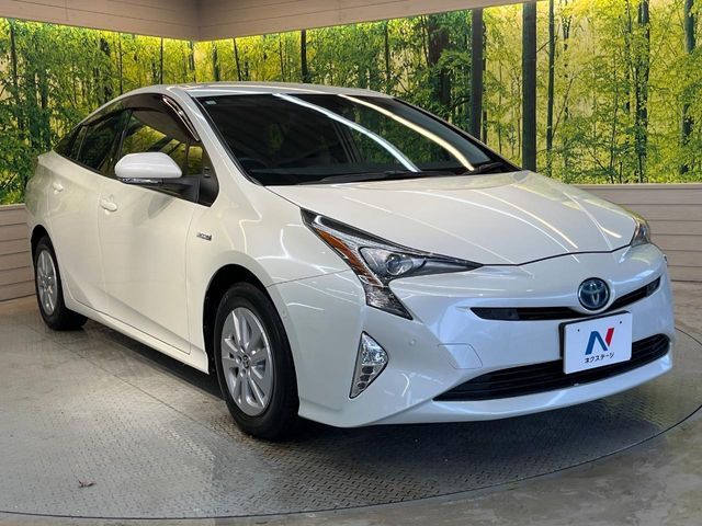 大好評のボディコーティング「弾スプラッシュコート」もご納車までに施工可能。通常のガラスコートと異なる、耐久年数6年の無機質ガラスコーティングが、ボディをキレイな状態に保ってくれます。