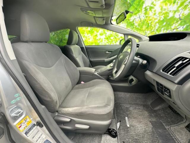 「この車の写真をもっと見たい」「状態が気になる」「この装備はついている？」どんな小さな疑問でもお気軽にお問い合わせください！