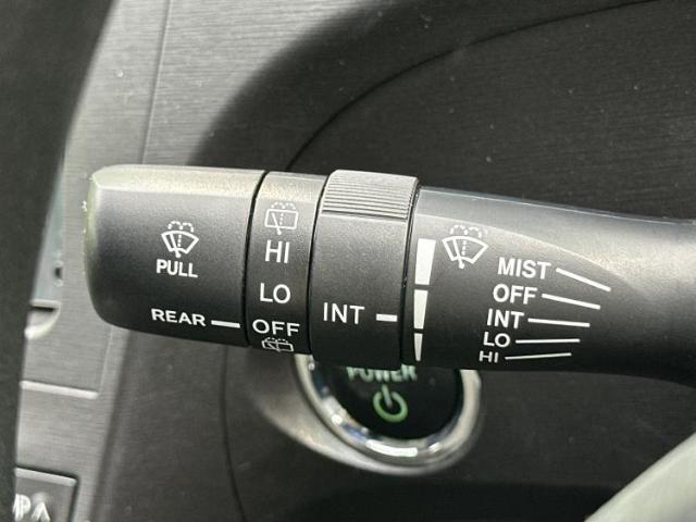 国産車から輸入車まで多様なお客様のニーズのお応えできるように、全国規模で豊富な在庫展開！車のことならWECARSへ！