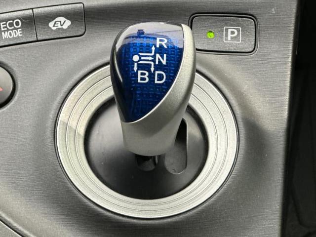 お車に合わせて無料保証以外にも、保証範囲、期間、距離を拡充させた有料保証もご用意しております！中古車の購入が初めてで不安・・・というお客様もご安心ください！