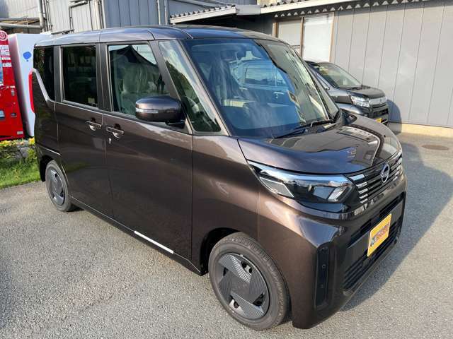 人気の登録済・届出済未使用車やおすすめ中古車を展示中！！各社メーカーの人気の軽自動車・小型車・普通車・大型車まで高須自動車にお任せ下さい！！日々新しい展示車両が続々入荷中です！！