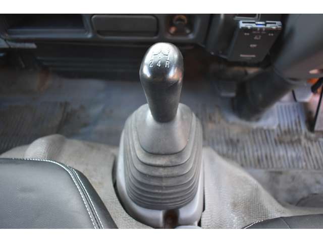 送料無料 店舗 エルフ いすゞ 3.1 ディーゼル フルフラットロー ダブルキャブ ミニカー