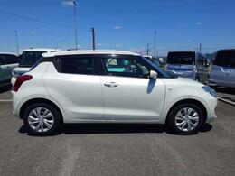 DS館ショップ内の展示場には常時30台以上展示！お客様のニーズにあった1台をお探しいたします。