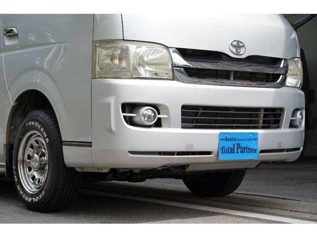 トータルパートナー（株）ではハイエースを販売・整備・車検・カスタム・買取を主業とするハイエース専門店となります。専門店ならではの、知識と経験でお客様に喜んで頂けるよう、スタッフ一同頑張らせて頂きます。