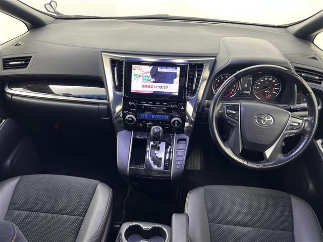 【インパネ全体】全方位で視界が広く、高い目線で運転もしやすいです！