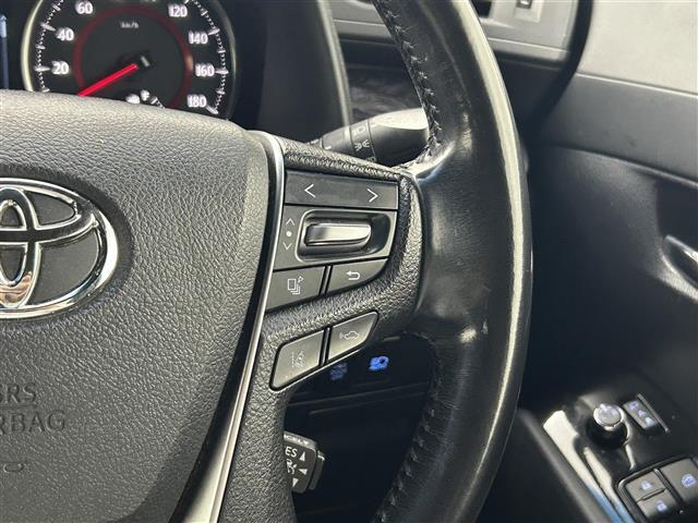 【運転席操作部】快適なドライブを楽しむための機能が装備されています！運転席から触れるので、使いやすいです！除菌プランいれていただくと、さらに清潔で安心していただけます！