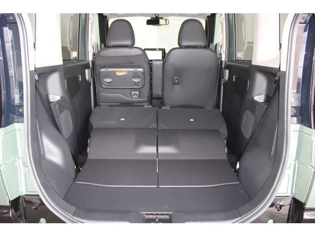 分割可倒式シートでお好みアレンジが可能！