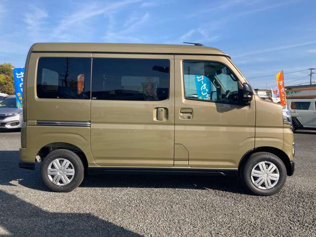 九州指定整備工場も完備。　納車前の整備はもちろん、購入後のアフターケアも、ご安心下さい☆　車検、整備はもちろん、保険やレンタカー等、何でもご相談下さい。