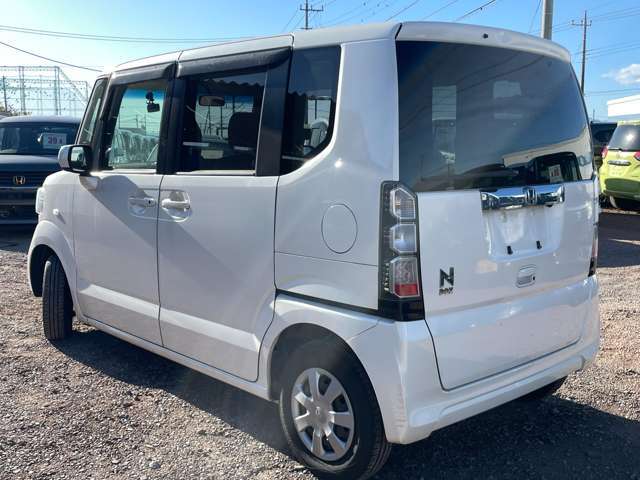 販売だけでなく、ナビ、ドラレコ、アフターパーツ、フィルム貼り、多種多様に対応いたします！