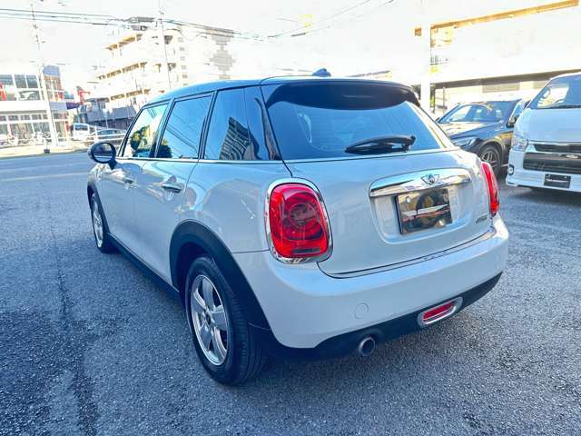 買取車両を直接販売◎流通過程での中間マージンをカットし、お得なお値段での販売を実現◎買取店ならではの強みです！