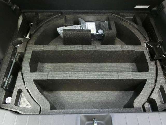 トヨタユナイテッド静岡の厳選した中古車です。御覧いただきありがとうございます。