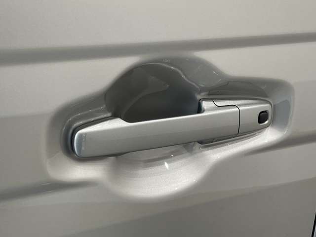 ■鈑金修理■☆キズ、へこみ等の修理もサコダ車輌にお任せください☆代車、レンタカーも豊富に揃えております☆お困りの際はぜひ一度ご相談下さい☆