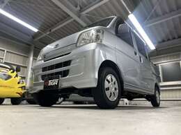 ストラーダナビ！フルセグTV！HDMI！BLUETOOTH！バックモニター！ETC2.0！4ナンバー！AT車！パワーウインドウ！