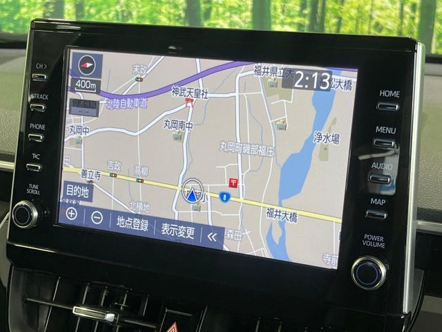 【ナビ機能付きディスプレイオーディオ】ナビ機能搭載の他、お持ちのスマートフォンと連携して、ナビやbluetoothでの音楽再生が可能です♪デザインはもちろん操作性も良好！