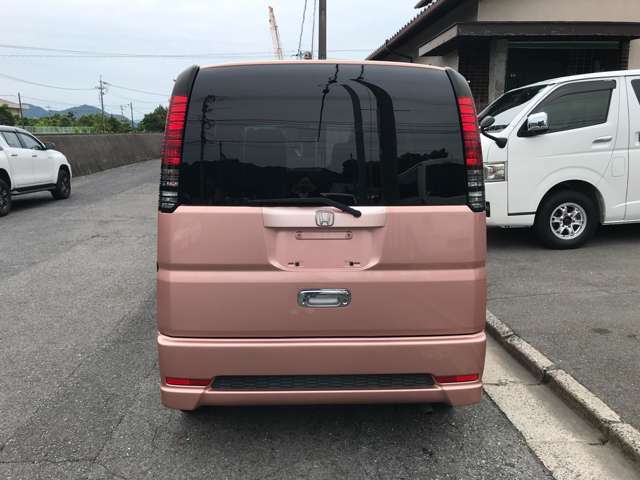 当社では厳選したお車を仕入れ、販売させて頂いております。