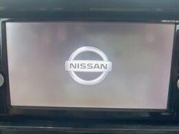 【純正ナビ】人気の純正ナビを装備。オーディオ機能も充実しており、Bluetooth接続すればお持ちのスマホやMP3プレイヤーの音楽を再生可能！毎日の運転がさらに楽しくなります！！