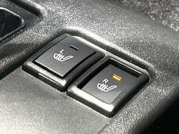 【シートヒーター】寒い日に重宝するシートヒーター！エアコンより早く温まってくれるので寒がりの人も安心ですね♪エアコンの温風は乾燥するから苦手、という方にもをおすすめです。