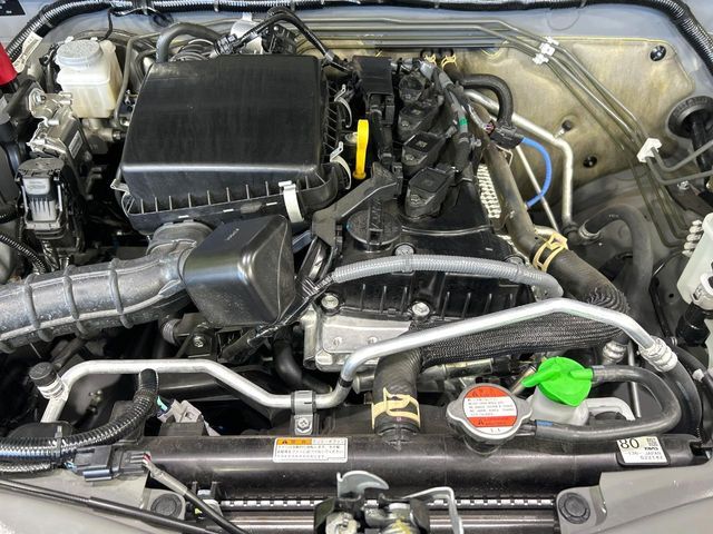 親切・丁寧な専門メカニックスタッフが応対！・車検・点検整備・事故等の修理などアフターサービスも安心。お車のカスタマイズもネクステージのサービススタッフまでご相談ください！
