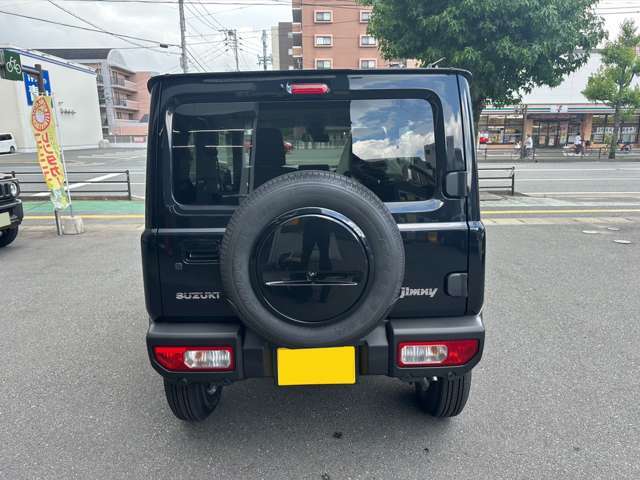 当店では販売だけでなく、買取にも力を入れています。下取りも大歓迎です。純正オプションはもちろん、アフターパーツもしっかり見させていただきます。他店で値段が付かなくても、あきらめずにご相談ください！