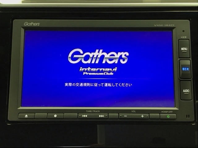純正メモリーインターナビ付きです！CD再生、Bluetooth・ミュージックプレーヤー接続可能です！