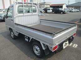 車検・点検・板金塗装等、全て自社工場にてサポート致します！車の事なら何でもお任せ下さい！！