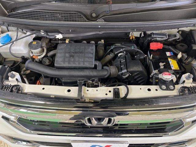 親切・丁寧な専門メカニックスタッフが応対！・車検・点検整備・事故等の修理などアフターサービスも安心。お車のカスタマイズもネクステージのサービススタッフまでご相談ください！