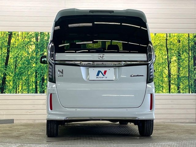 安心の最長10年・走行無制限保証（有償）をご用意。保証内容も充実はもちろん、無料点検＆オイル交換や、年中無休の全国・24時間ロードサービスも付帯されておりますのでご安心下さい。