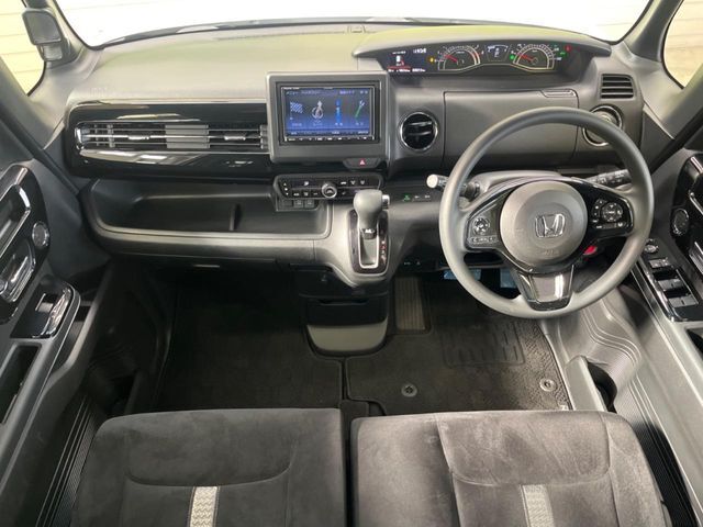 グループ総在庫数約30，000台！！全国の系列店からメーカー・車種問わずご紹介出来るので、あなたにピッタリのお車が見つかるはずです♪まずはお問い合わせ下さい☆