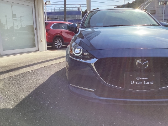 当社下取りのMAZDA2　15S　Lパッケージ　マツコネナビ　ETC　360°カメラ　衝突軽減ブレーキ　シートヒーター　カープレイ　アンドロイドオート　コーナーセンサー