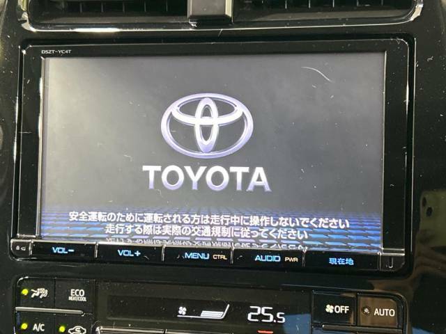 【純正9型ナビ】人気の純正9インチナビを装備しております。ナビの使いやすさはもちろん、オーディオ機能も充実！キャンプや旅行はもちろん、通勤や買い物など普段のドライブも楽しくなるはず♪