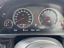 メーターがシンプルで見やすく運転しやすいですね！