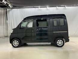 色は人気のブラッマイカメタリックです。