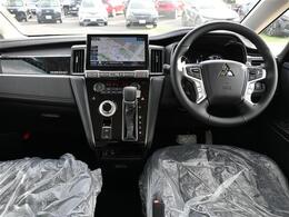 【e-Assist】・衝突被害軽減ブレーキシステム（FCM）・車線逸脱警報システム（LDW）・レーダークルーズコントロールシステム（ACC）・誤発進抑制機能（前進＆後退時）（UMS）・オートマチックハイビーム